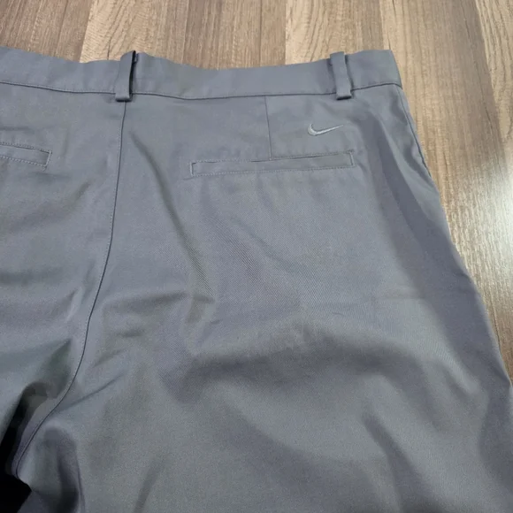 Nike Golf Tour Performance Dri-Fit Gray Stretchy Slim Fit Pants/Chinos. 36 x 30 - Picture 1 of 9